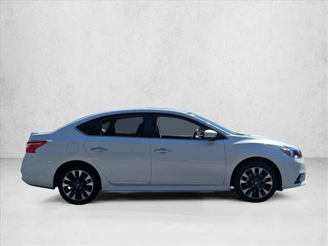 Used 2019 Nissan Sentra SR w/ Premium Package (SR) image 5