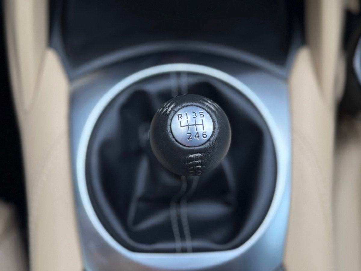 Used 2025 MAZDA MX-5 Miata RF Grand Touring RWD image 33