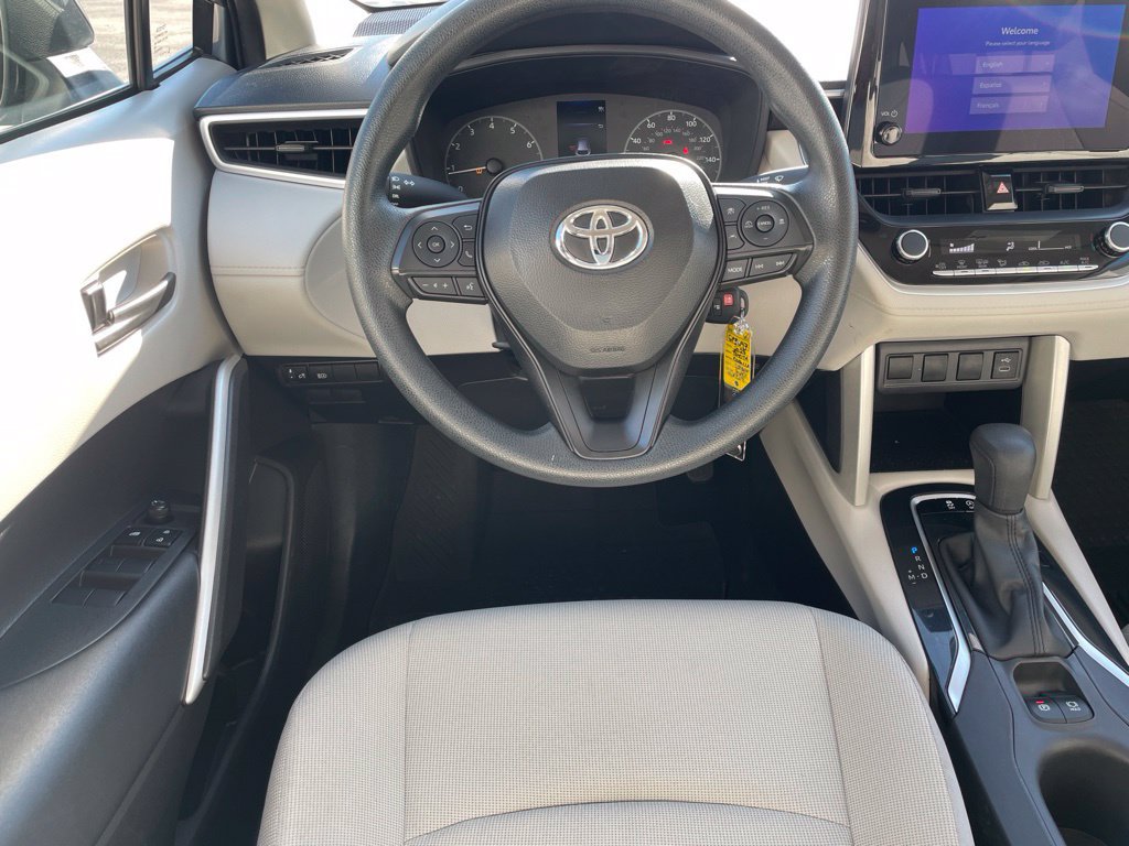 Used 2025 Toyota Corolla Cross L FWD image 20