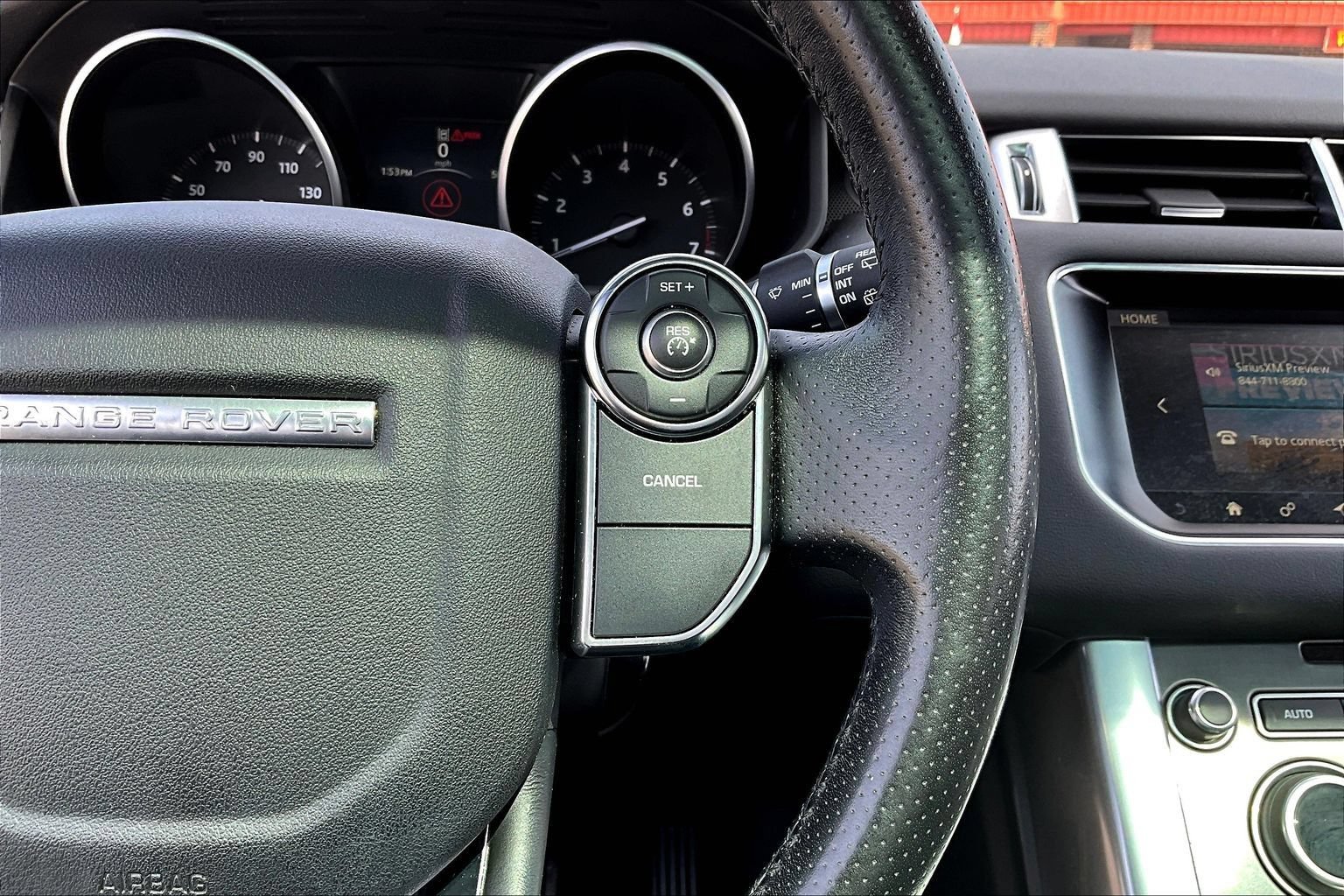 Used 2017 Land Rover Range Rover Sport SE AWD/4WD image 14