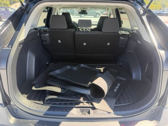 Certified 2019 Toyota RAV4 LE w/ All Weather Liner Package AWD/4WD image 10
