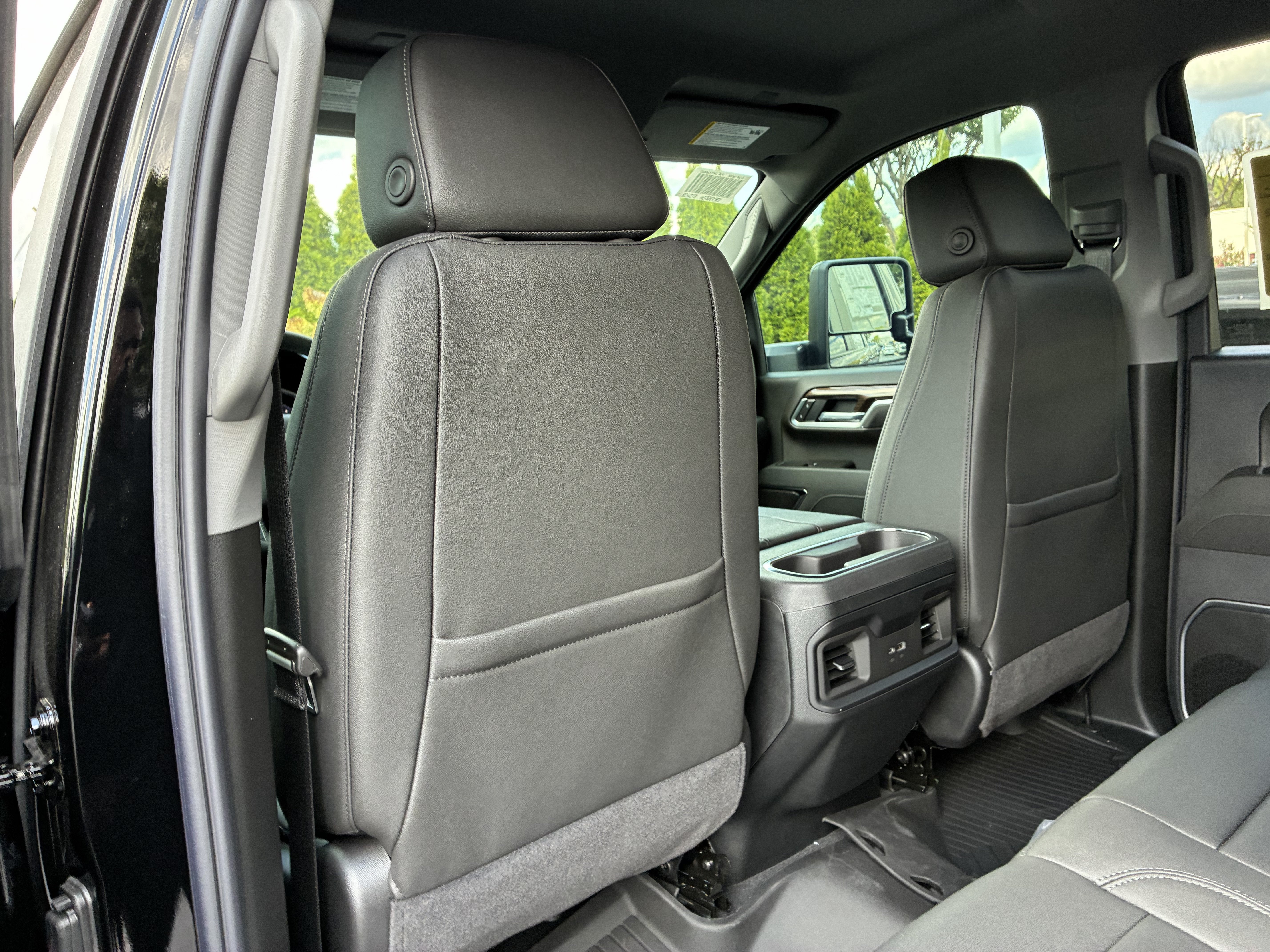 New 2026 Chevrolet Silverado 3500 LT w/ All Star Edition AWD/4WD image 17