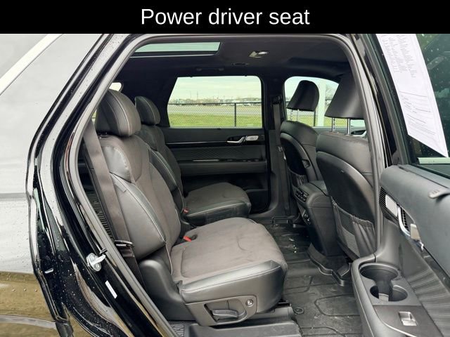 Used 2025 Hyundai Palisade Calligraphy image 10
