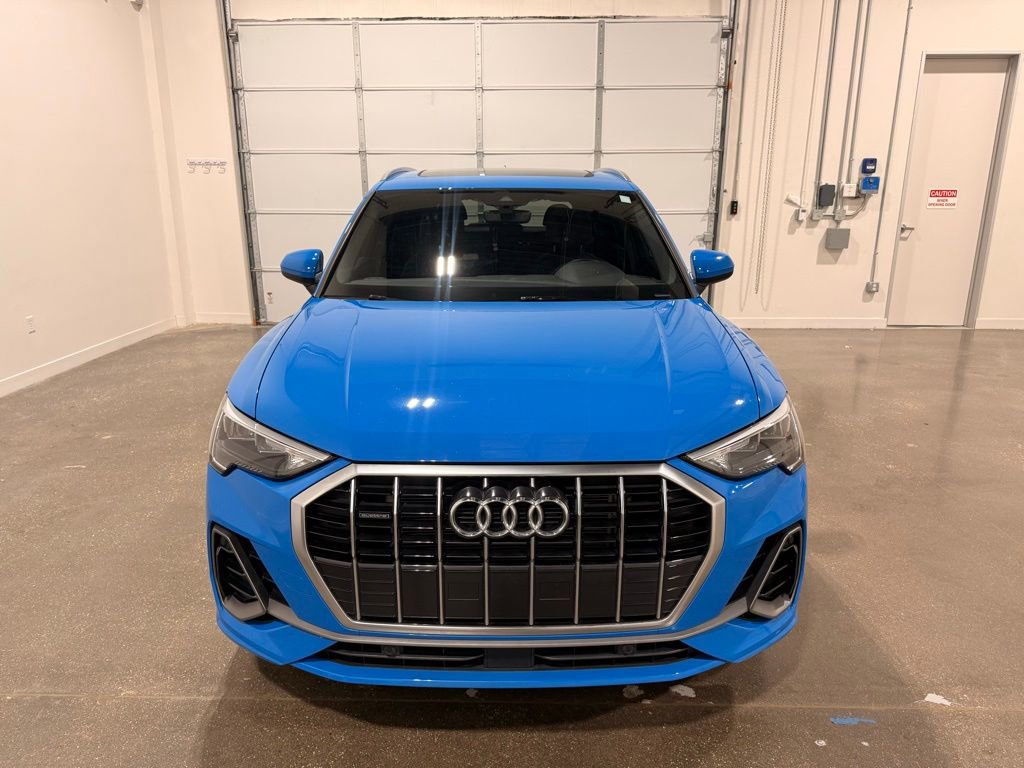Used 2022 Audi Q3 2.0T Premium image 2