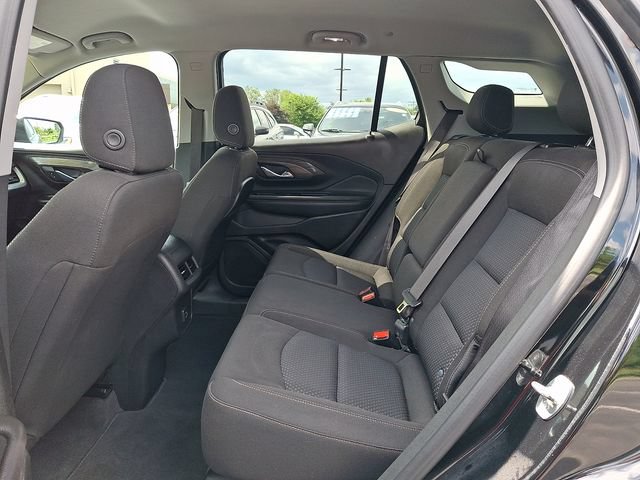 Used 2023 GMC Terrain SLE w/ Driver Convenience Package AWD/4WD image 10