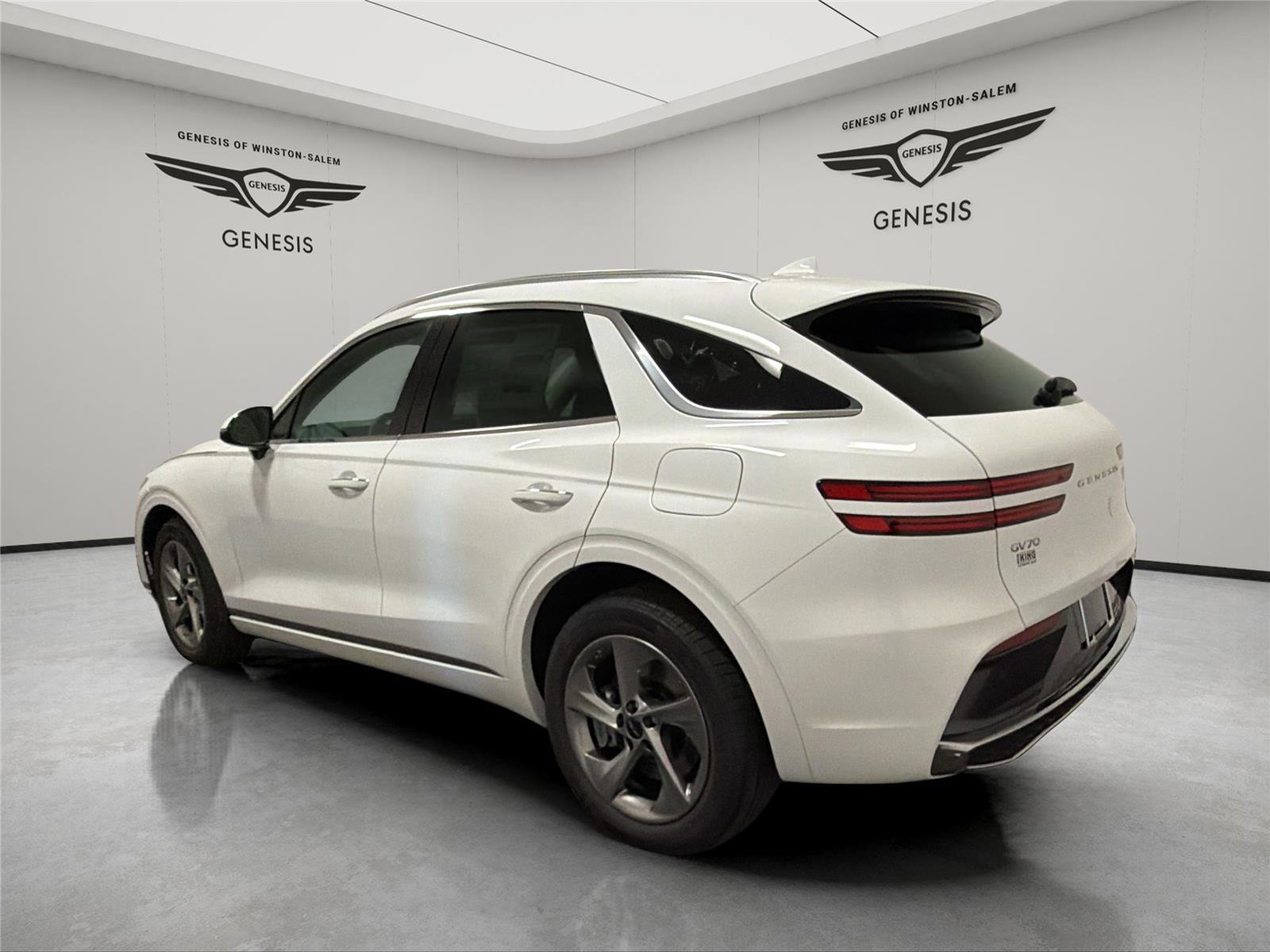 New 2026 Genesis GV70 2.5T Select AWD/4WD image 3