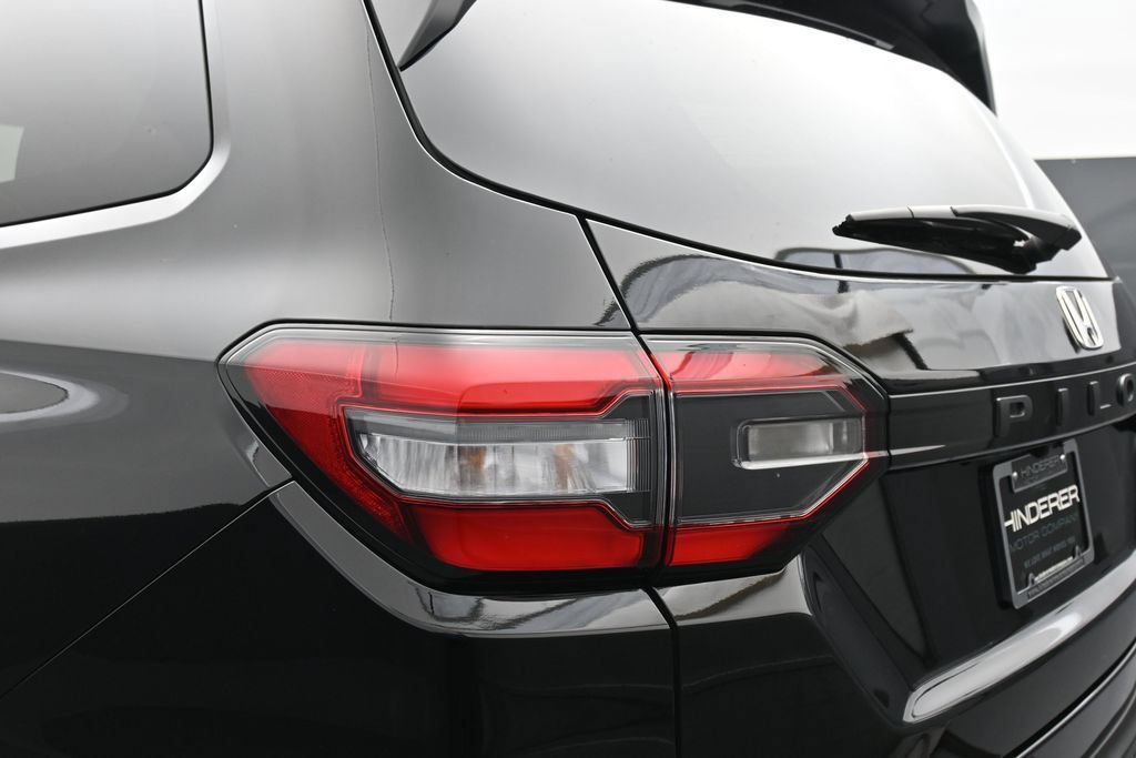Certified 2025 Honda Pilot EX-L image 45