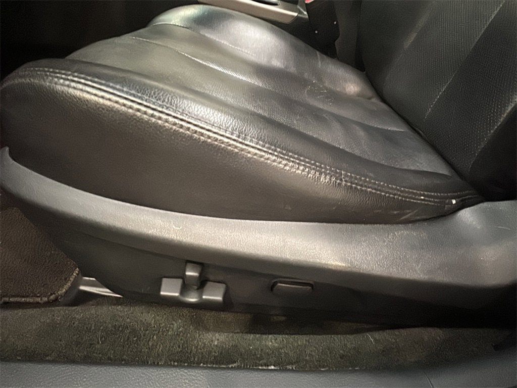 Used 2013 Subaru Outback 2.5i Limited w/ Moonroof Pkg image 9