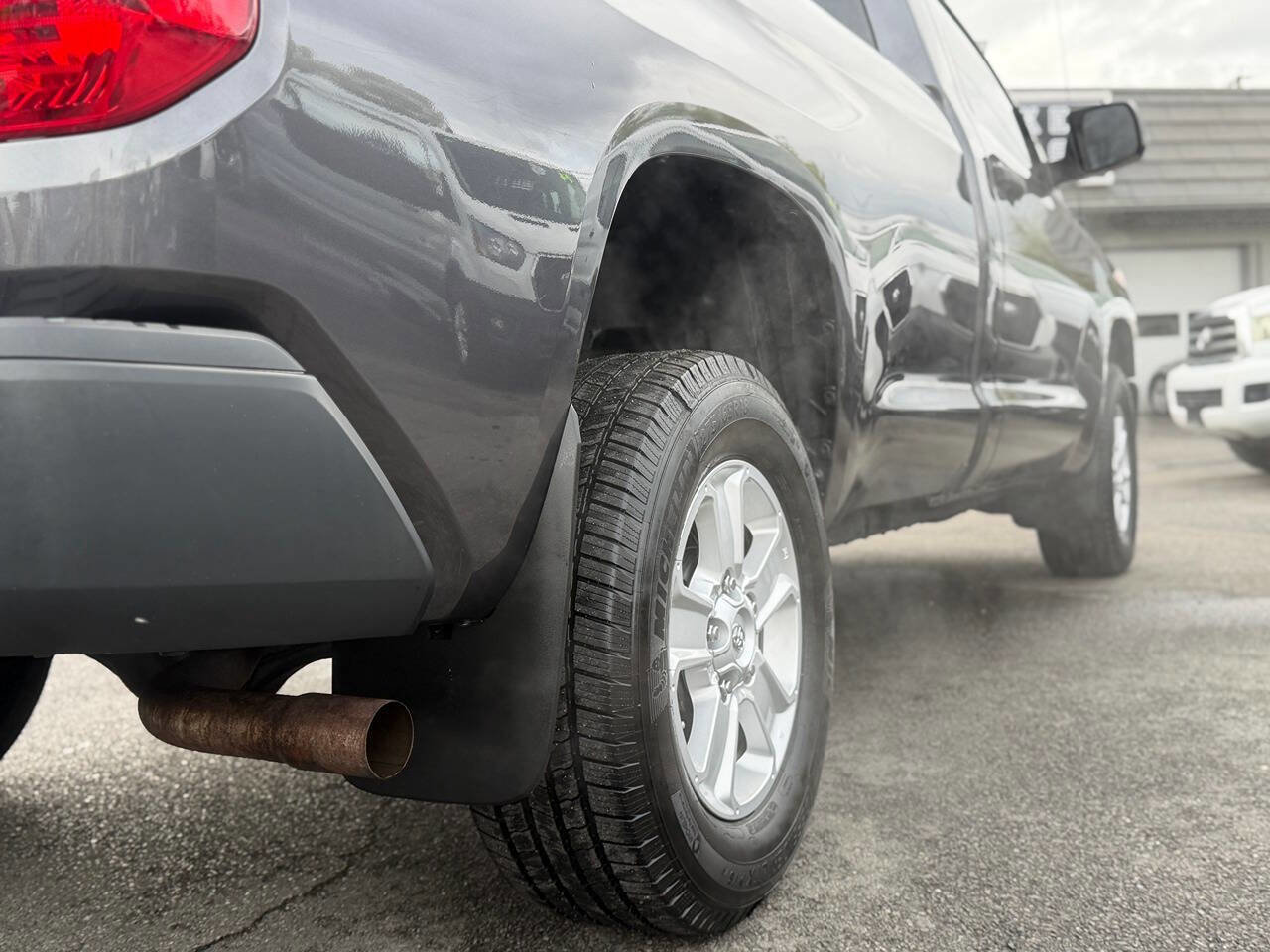 Used 2015 Toyota Tundra SR image 35