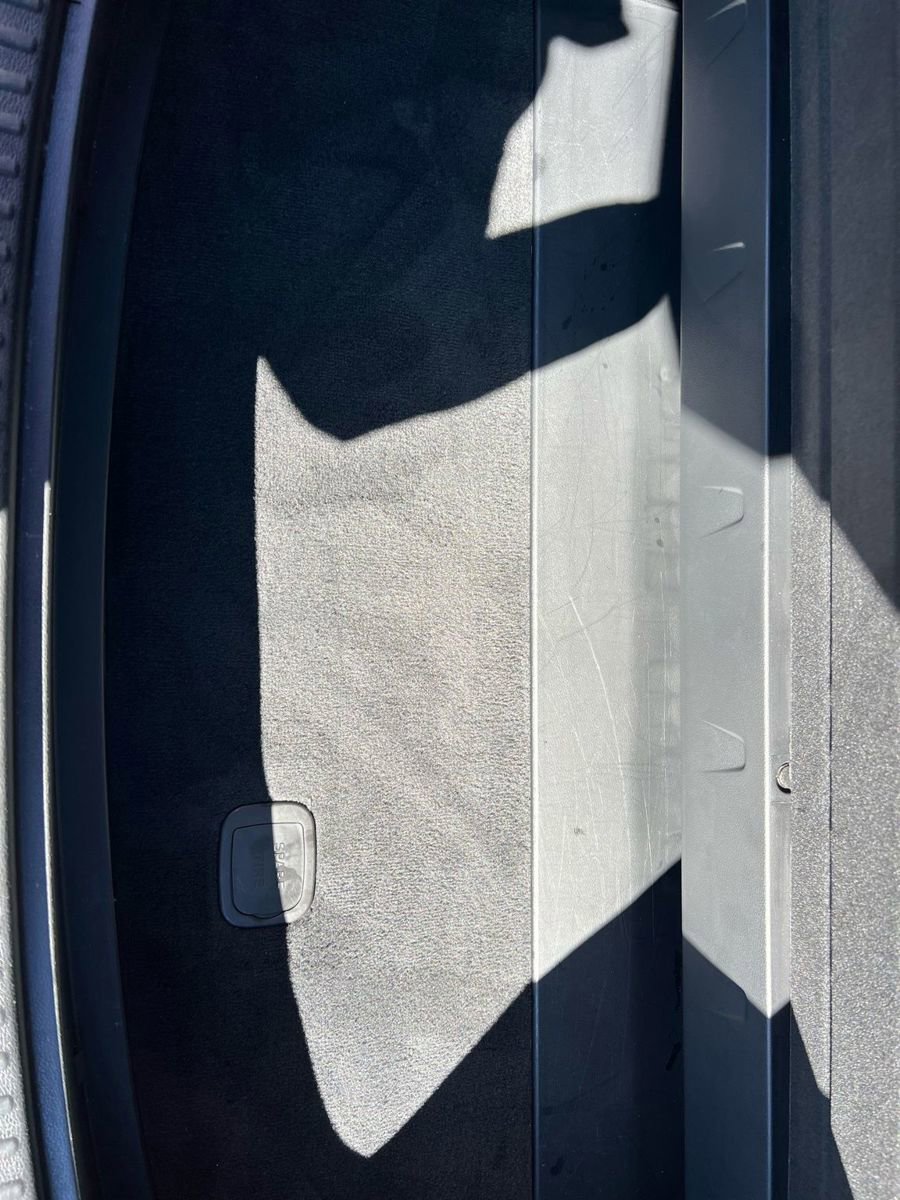 Used 2025 Kia Telluride S image 22