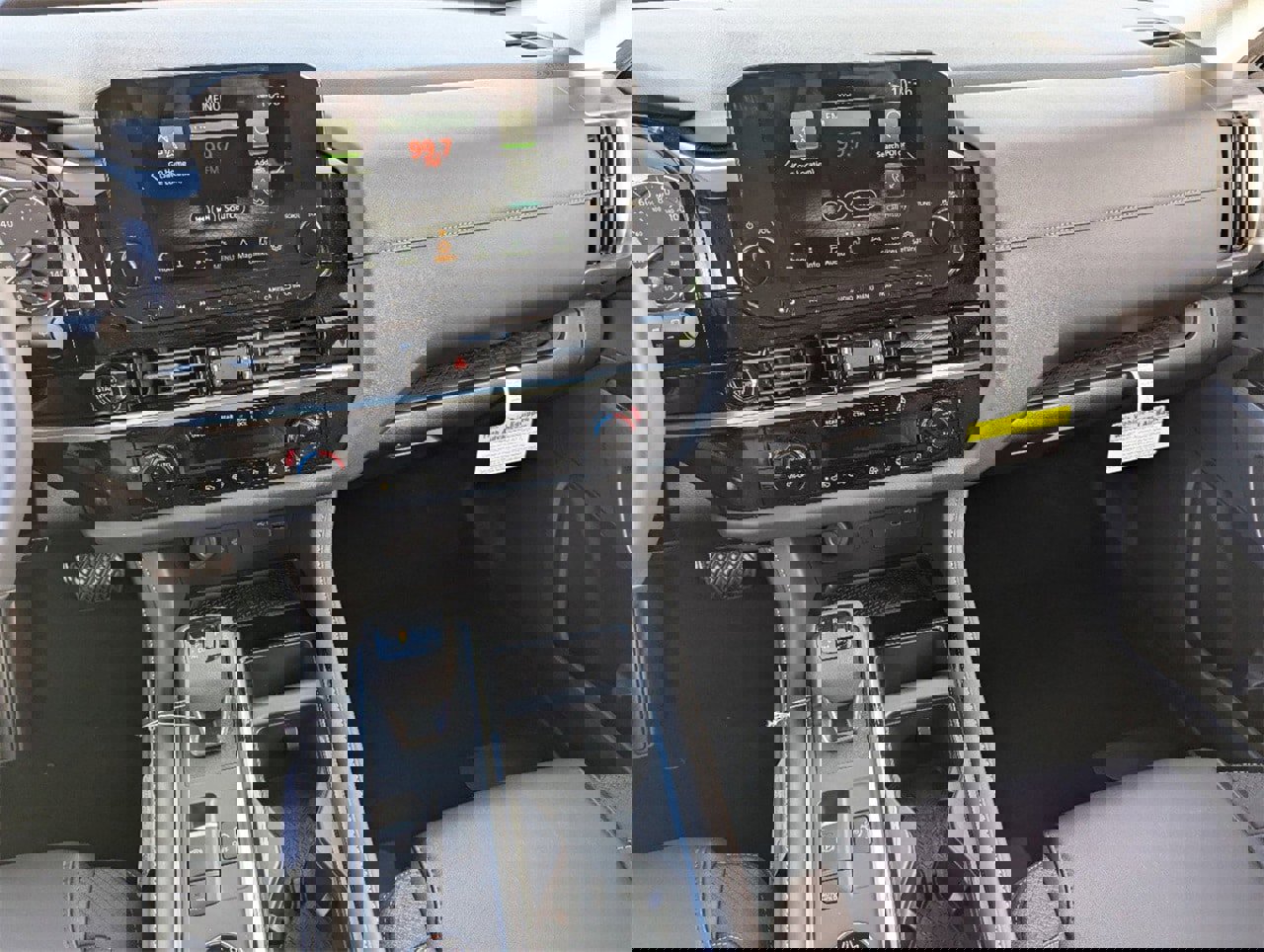 New 2025 Nissan Pathfinder SL image 24