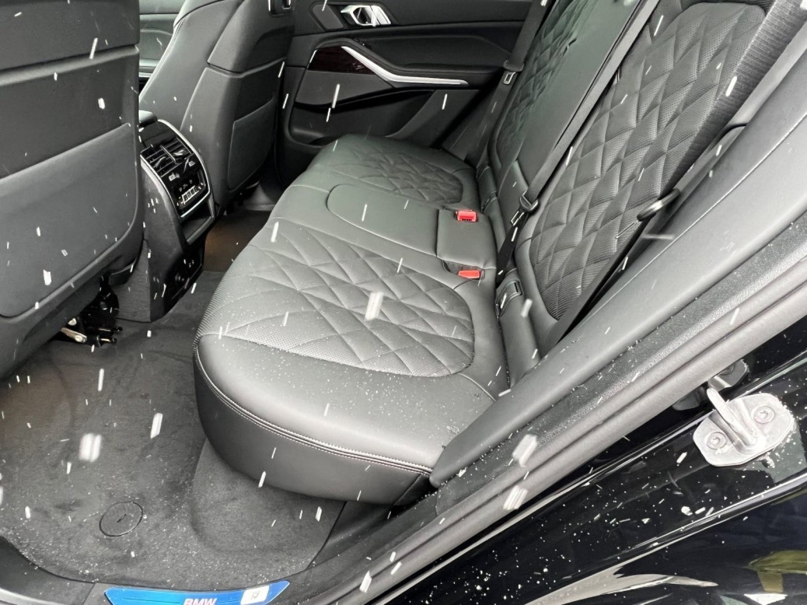 New 2026 BMW X5 xDrive40i w/ Climate Comfort Package image 27