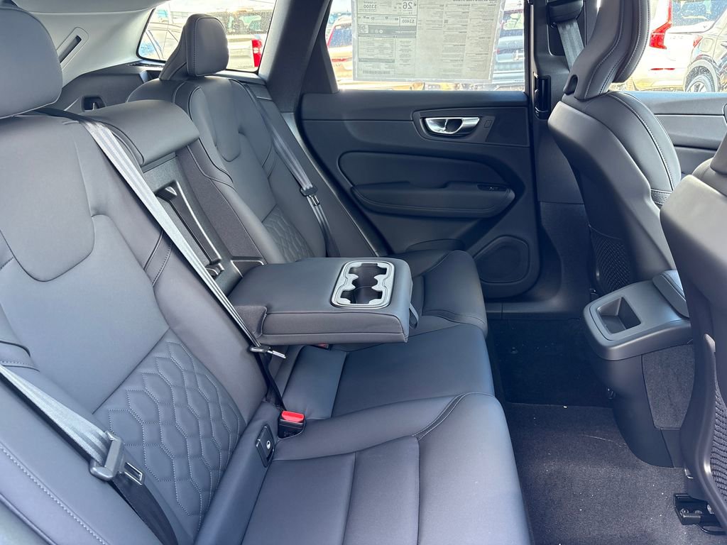 New 2026 Volvo XC60 B5 Plus image 17