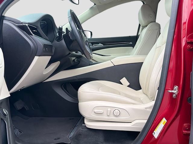 Used 2023 Buick Enclave Essence FWD image 19
