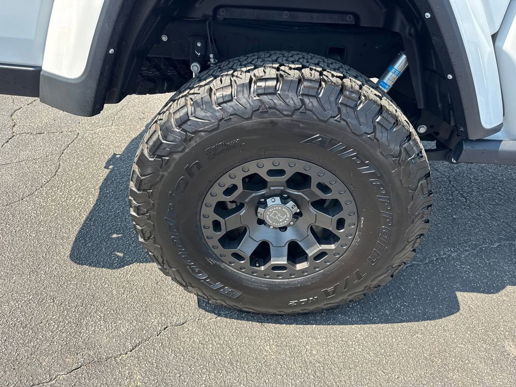 Used 2021 Jeep Gladiator Sport AWD/4WD image 18