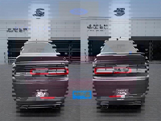Used 2021 Dodge Challenger R/T w/ Plus Package image 4