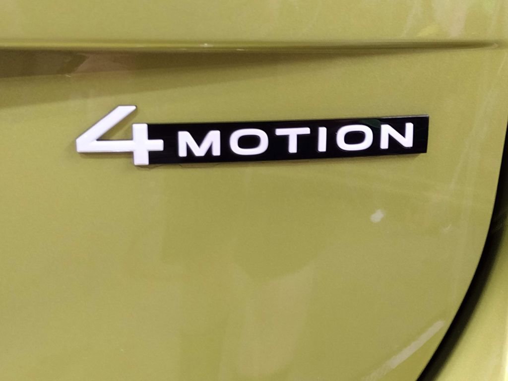 New 2025 Volkswagen ID. Buzz 1st Edition image 13