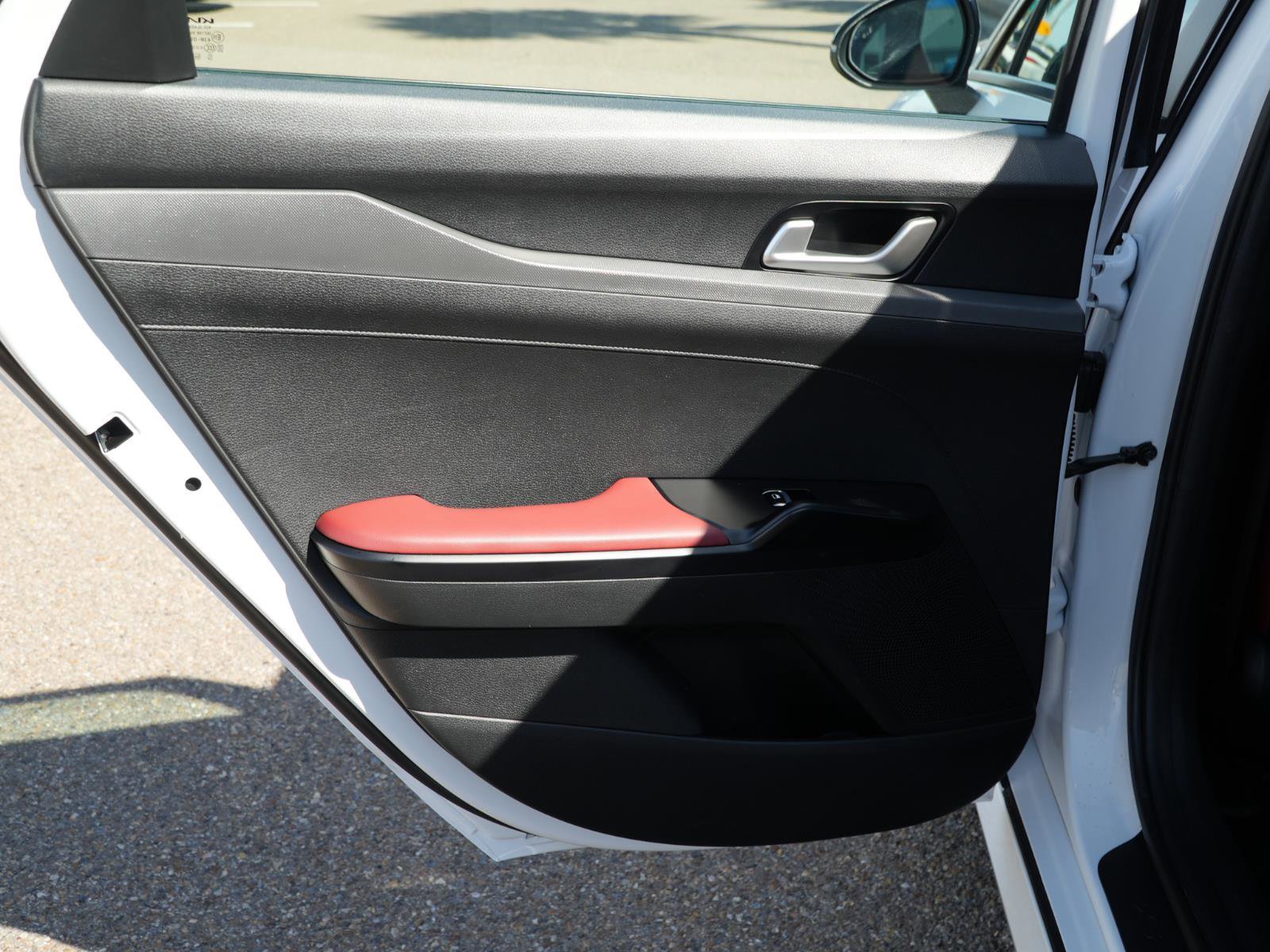 Used 2023 Kia K5 GT-Line w/ GT-Line Premium Package image 17