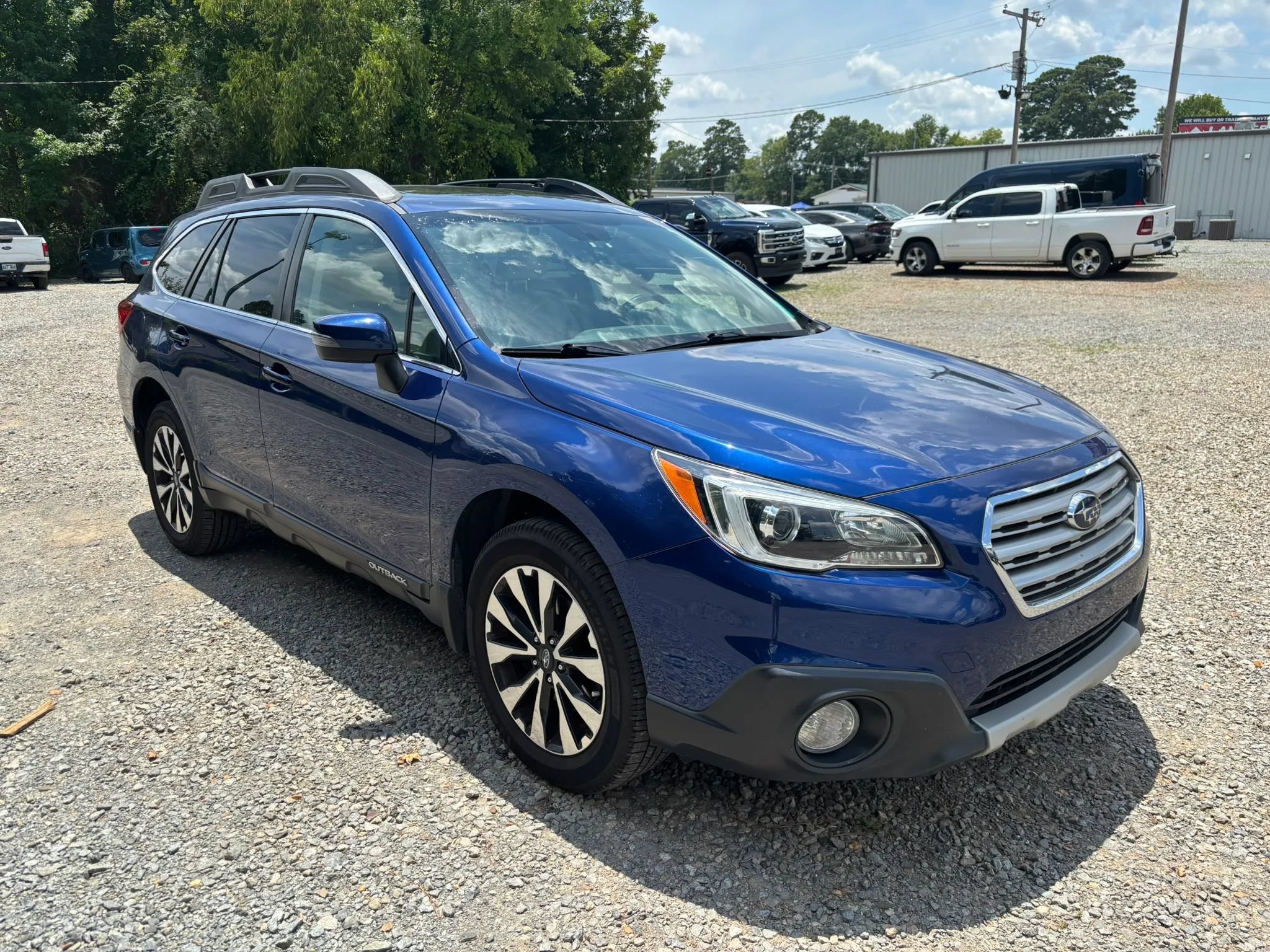 Used 2016 Subaru Outback 2.5i Limited AWD/4WD image 6