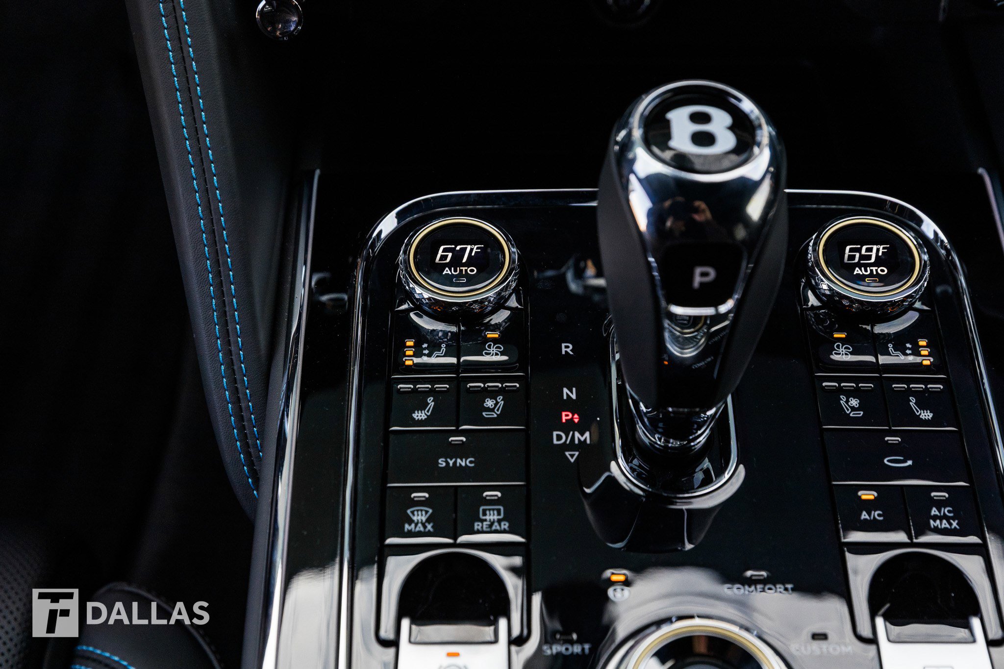 Used 2024 Bentley Flying Spur V8 image 30