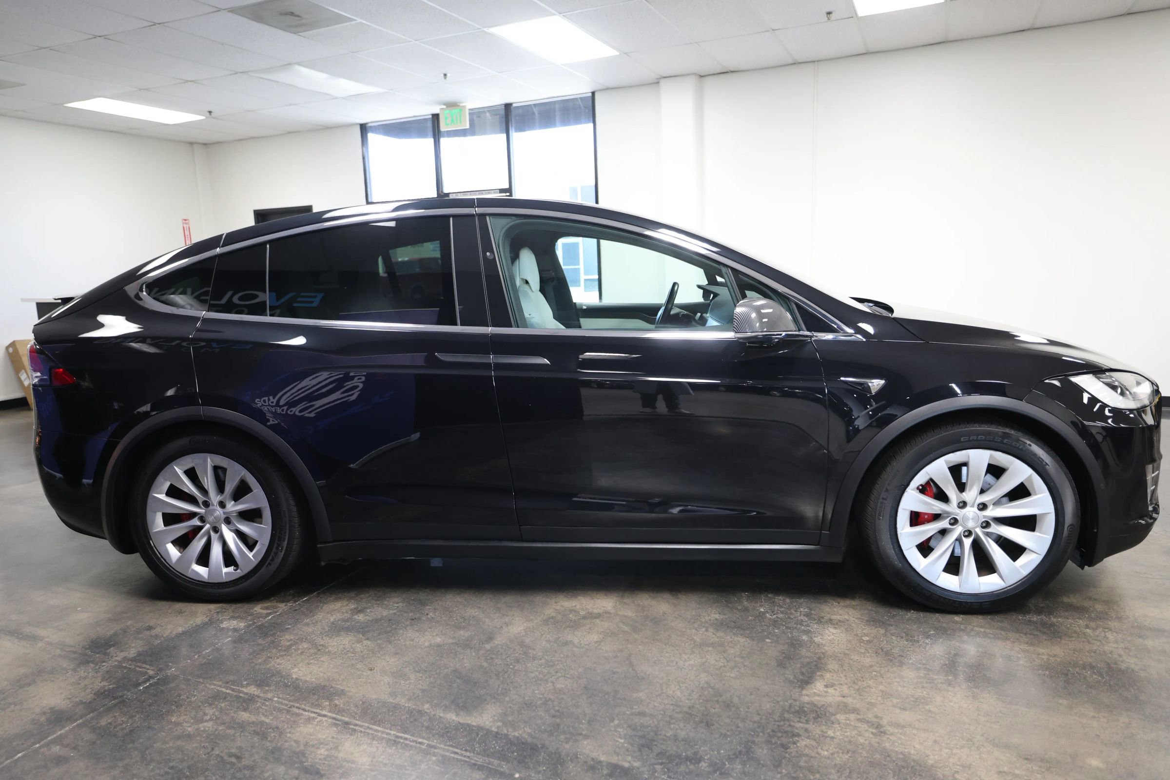 Used 2018 Tesla Model X P100D image 7