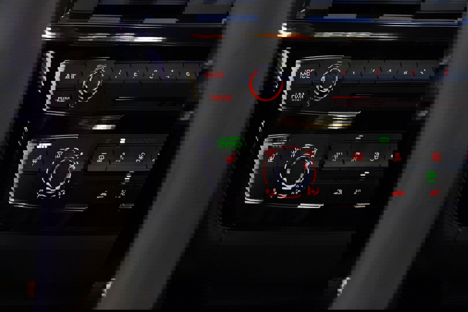 Used 2019 BMW M4 CS w/ Executive Package image 34