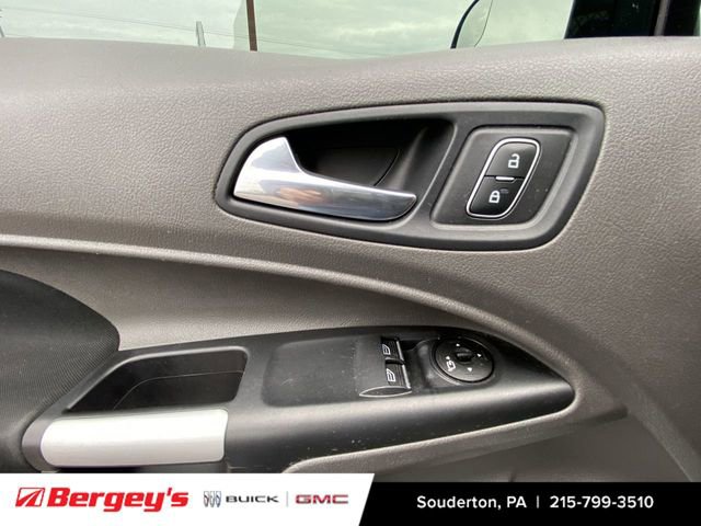 Used 2019 Ford Transit Connect XLT image 25