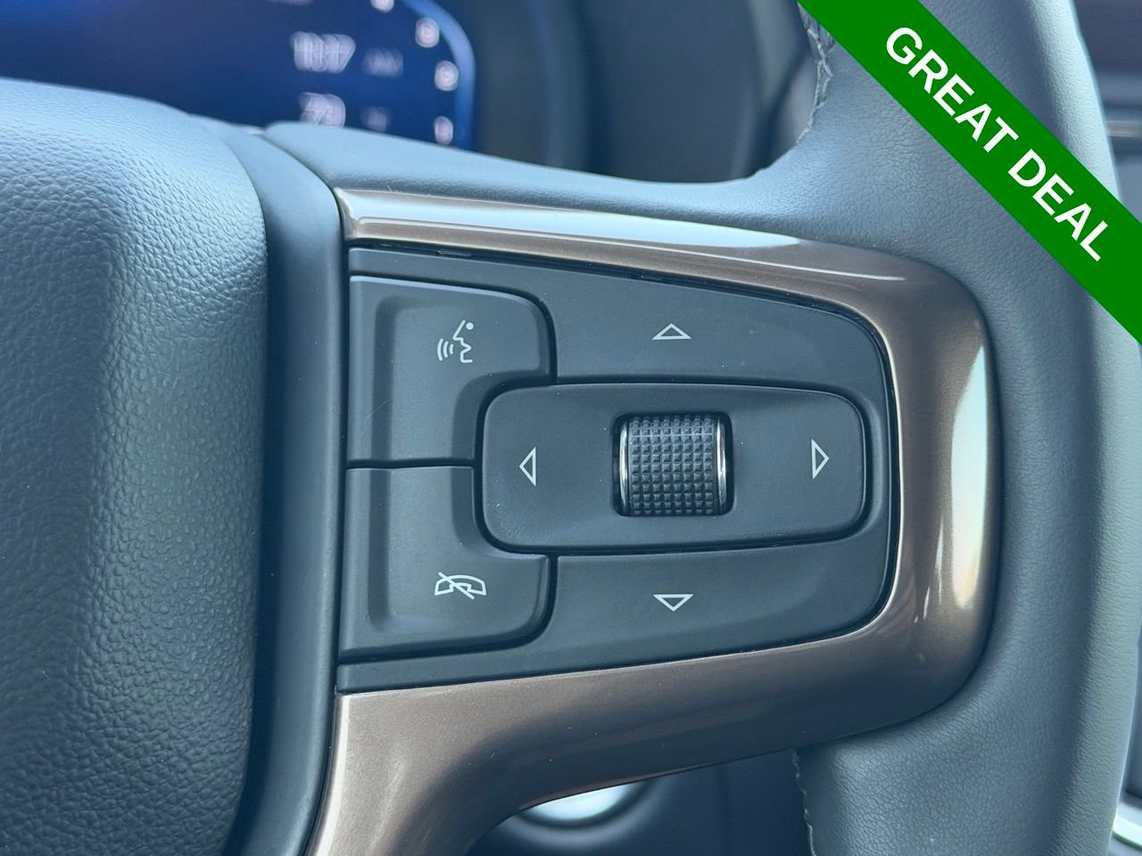 Used 2024 Chevrolet Suburban High Country w/ Premium Package AWD/4WD image 20