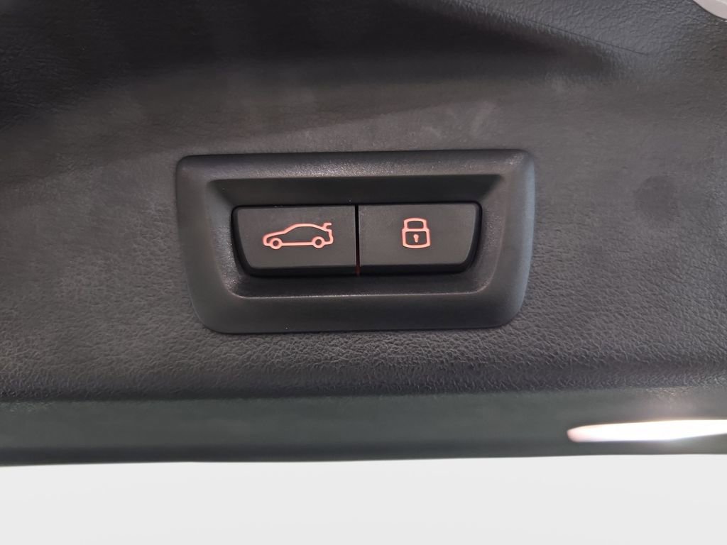 Certified 2023 BMW X5 xDrive45e w/ Executive Package AWD/4WD image 16