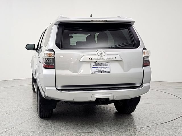 Used 2016 Toyota 4Runner SR5 AWD/4WD image 6