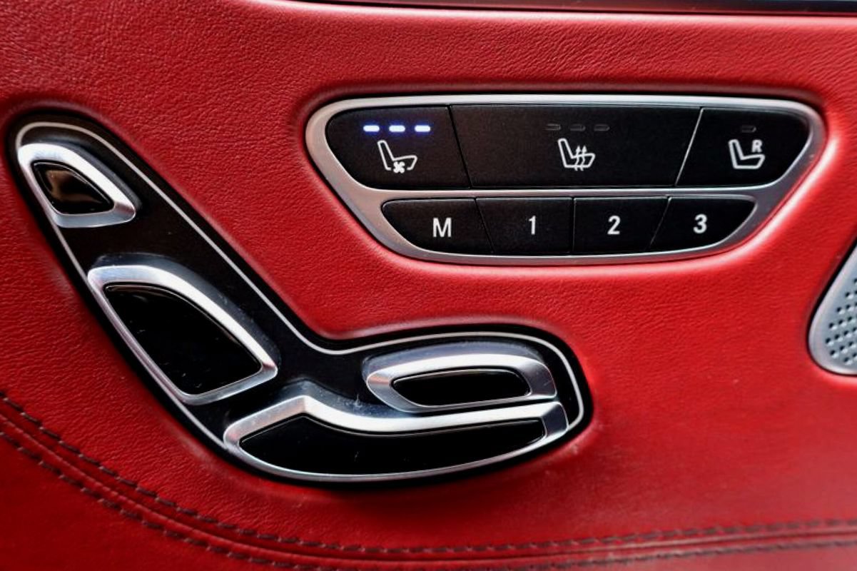 Used 2015 Mercedes-Benz S 550 4MATIC Coupe image 41
