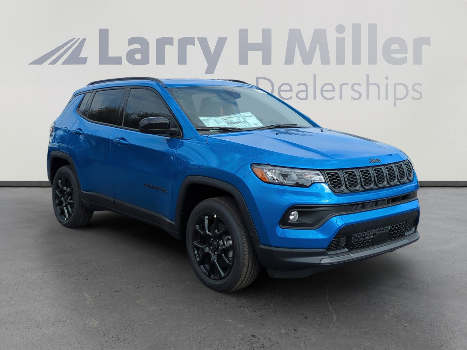 New 2026 Jeep Compass Latitude image 7