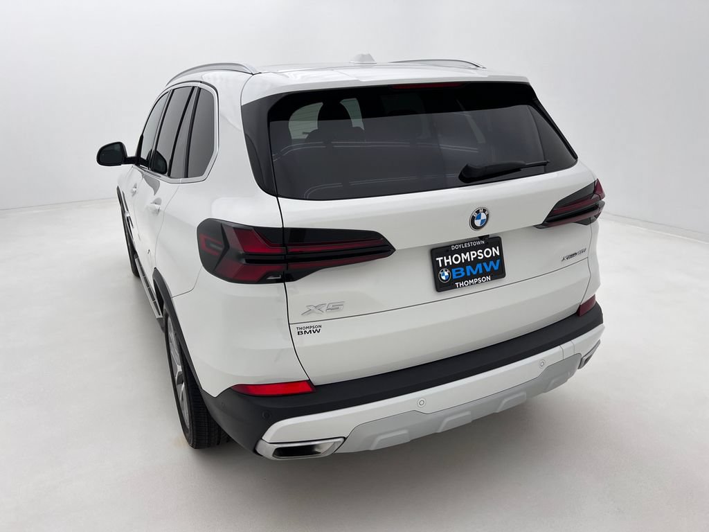 Used 2024 BMW X5 xDrive40i AWD/4WD image 8