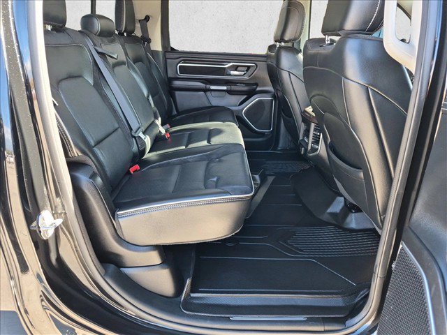 Used 2022 RAM 1500 Laramie AWD/4WD image 18