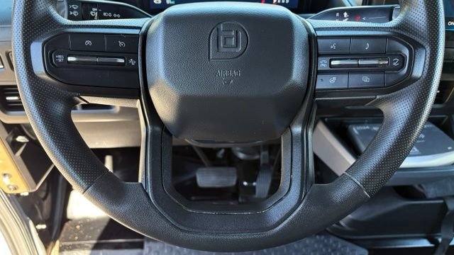Used 2024 Chevrolet Brightdrop 600 w/ Battery Pack, Max Range AWD/4WD image 25