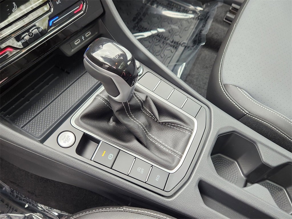 New 2025 Volkswagen Jetta SE image 14