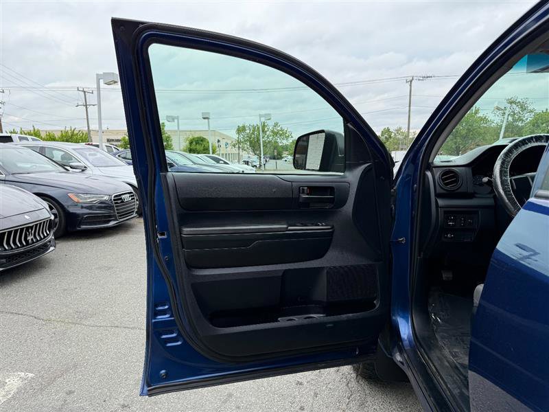 Used 2014 Toyota Tundra SR AWD/4WD image 16