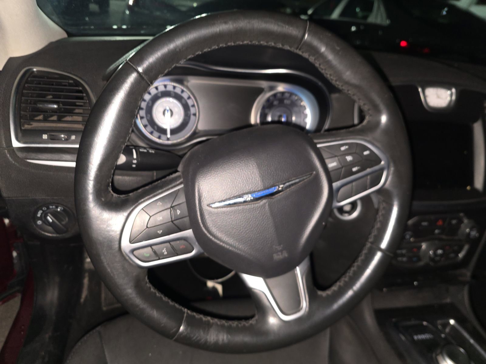 Used 2019 Chrysler 300 Touring w/ Sport Appearance Package RWD image 11