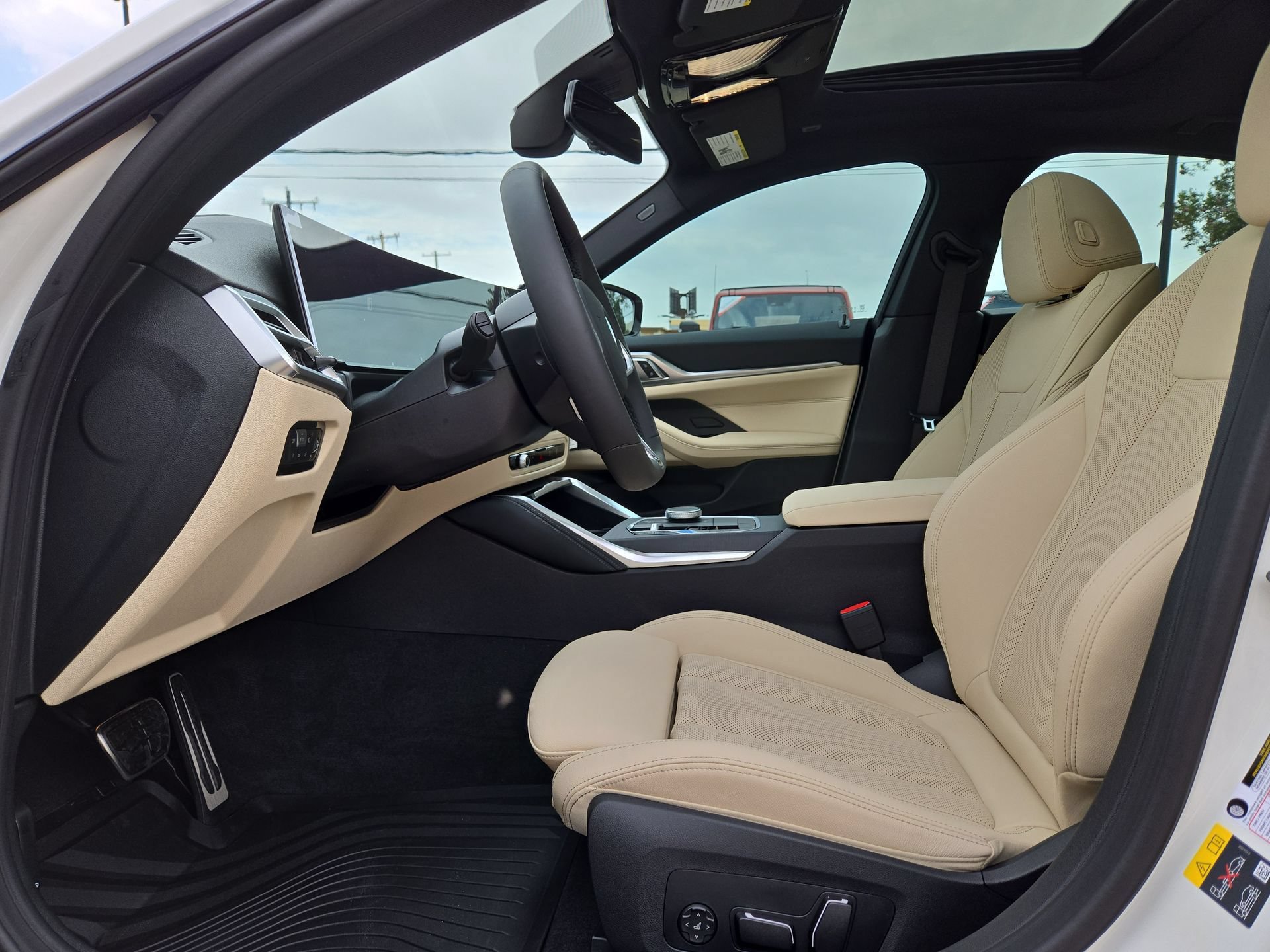 New 2026 BMW i4 eDrive40 w/ M Sport Package RWD image 16