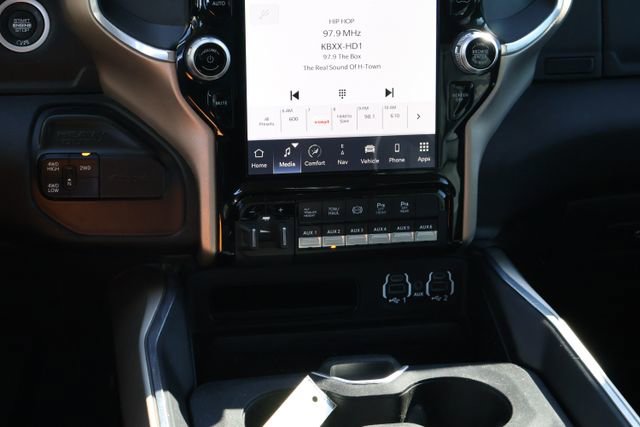 Used 2022 RAM 3500 Laramie image 15