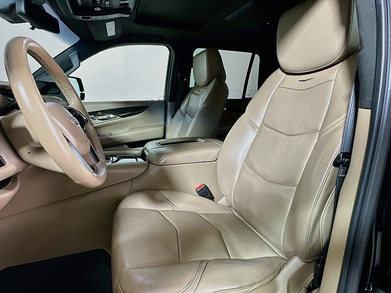 Used 2019 Cadillac Escalade Platinum w/ Escalade Sport Edition AWD/4WD image 14