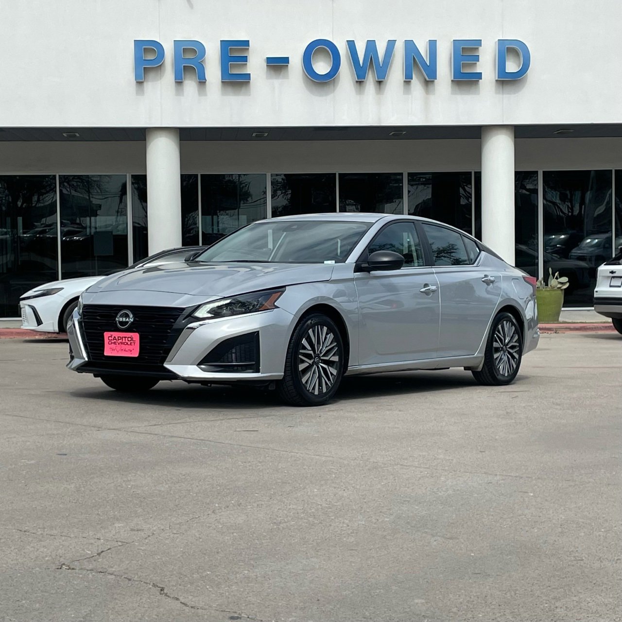 Used 2024 Nissan Altima 2.5 SV