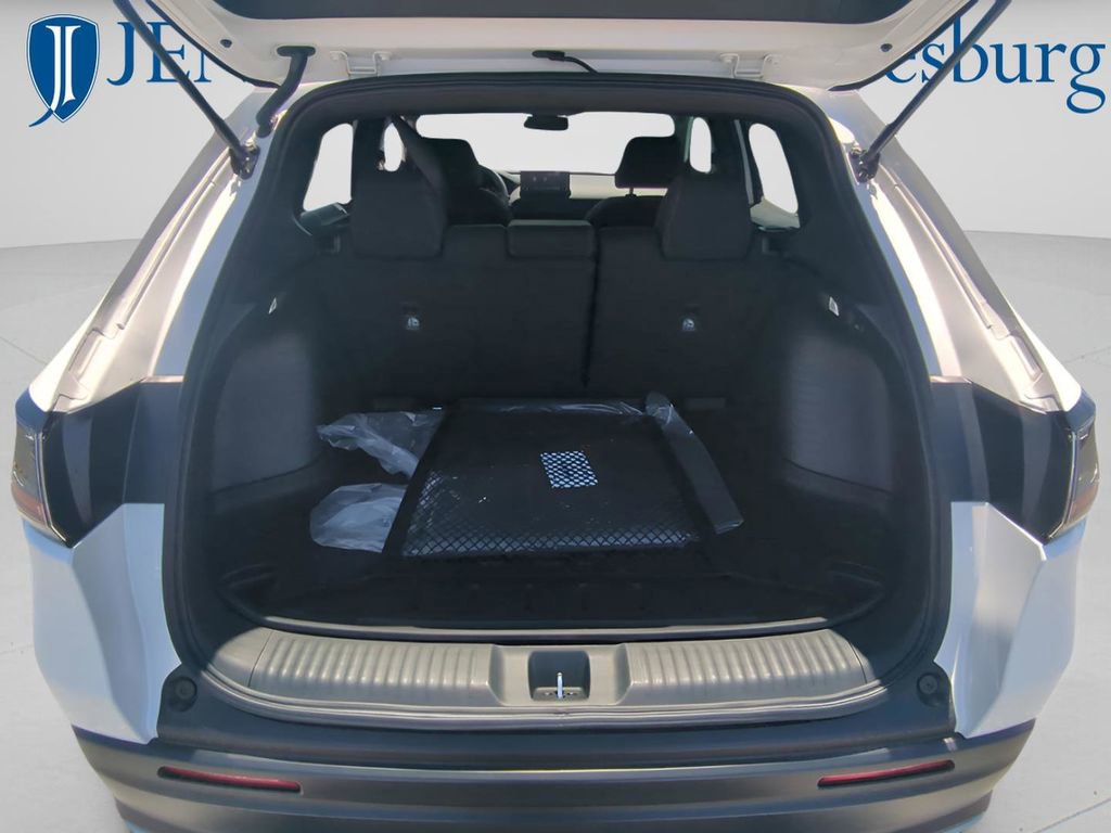 Used 2025 Honda HR-V Sport image 10