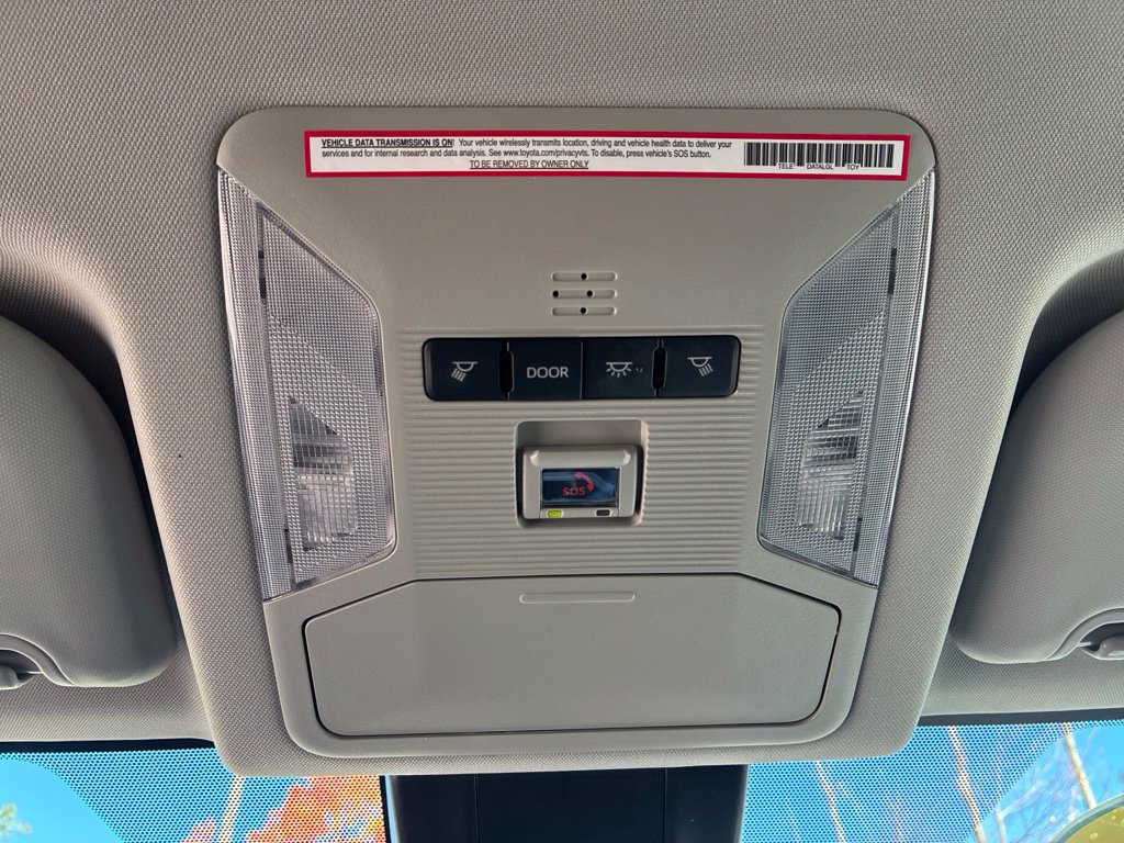 Used 2024 Toyota RAV4 LE AWD/4WD image 17