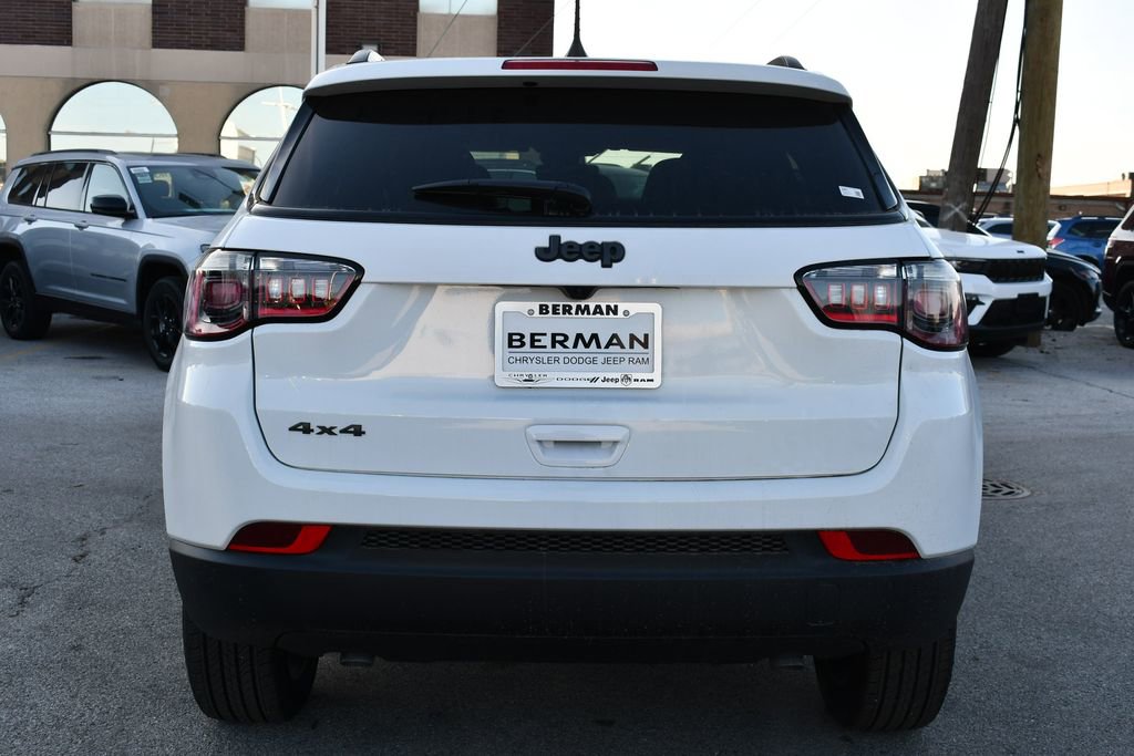 New 2026 Jeep Compass Latitude image 6