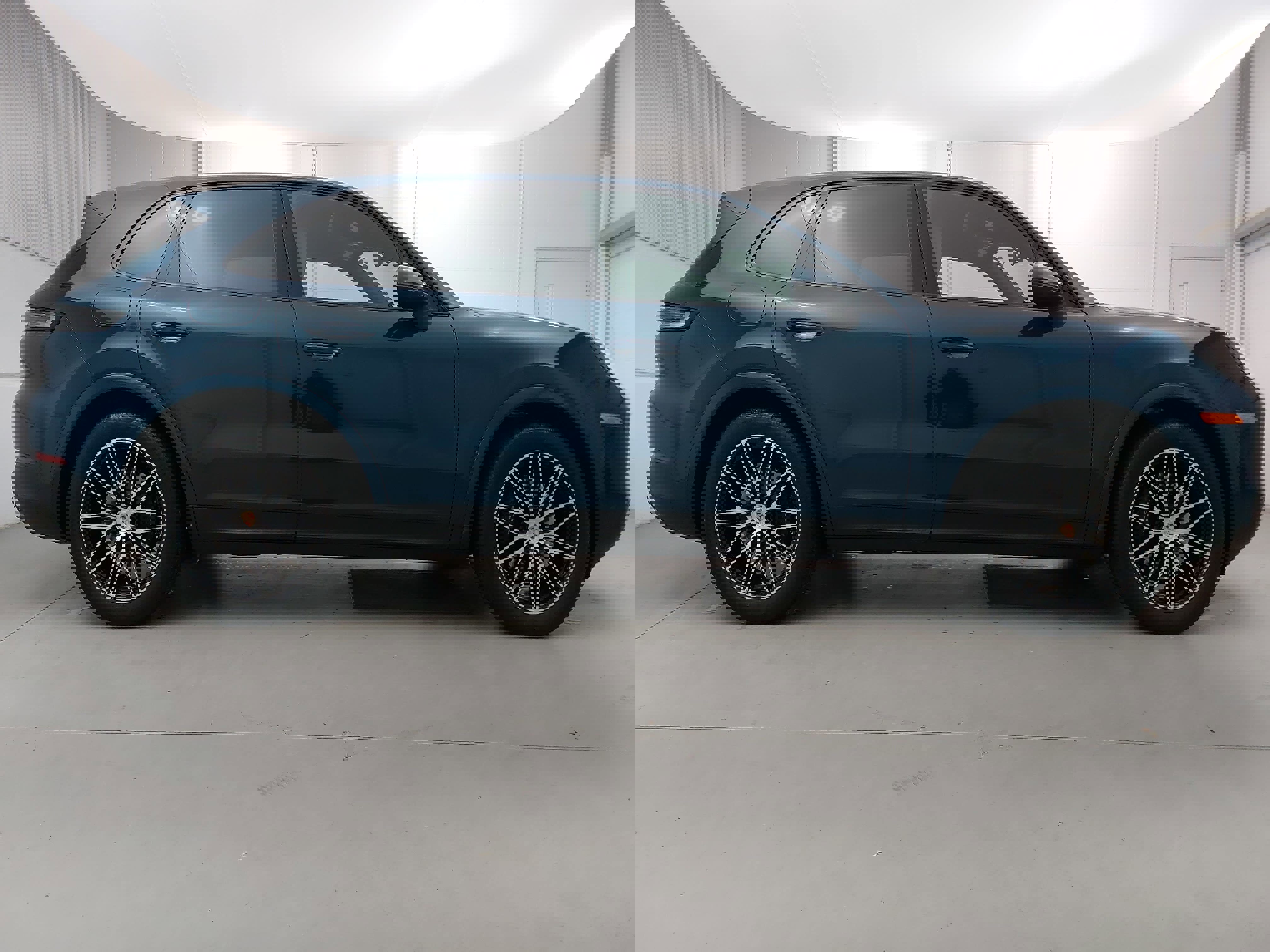 Certified 2025 Porsche Cayenne image 8