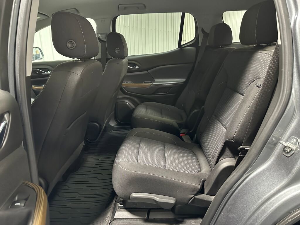 Used 2021 GMC Acadia SLE w/ Driver Convenience Package AWD/4WD image 9