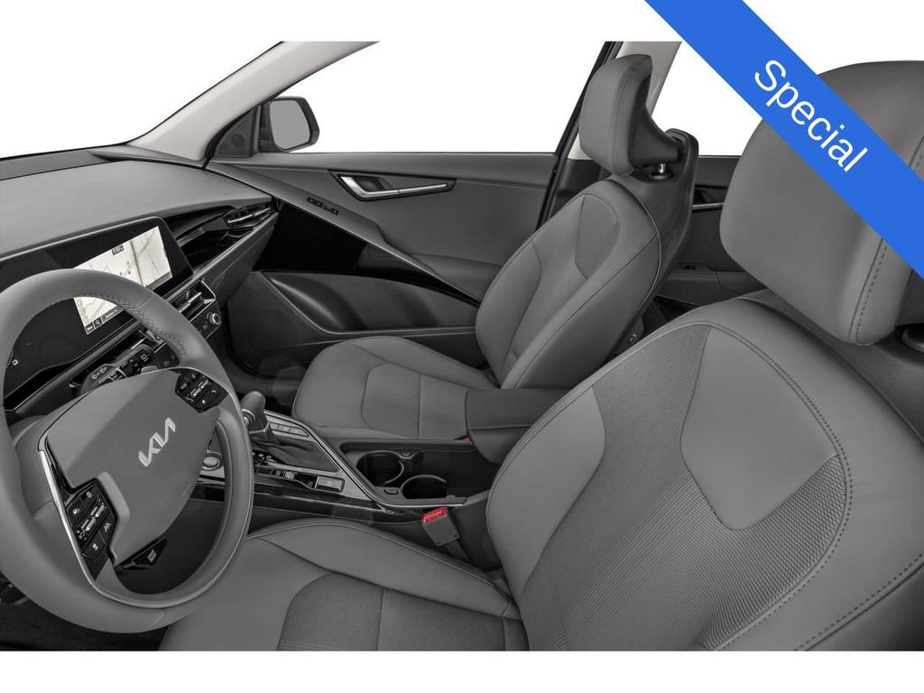 Used 2023 Kia Niro EX image 22