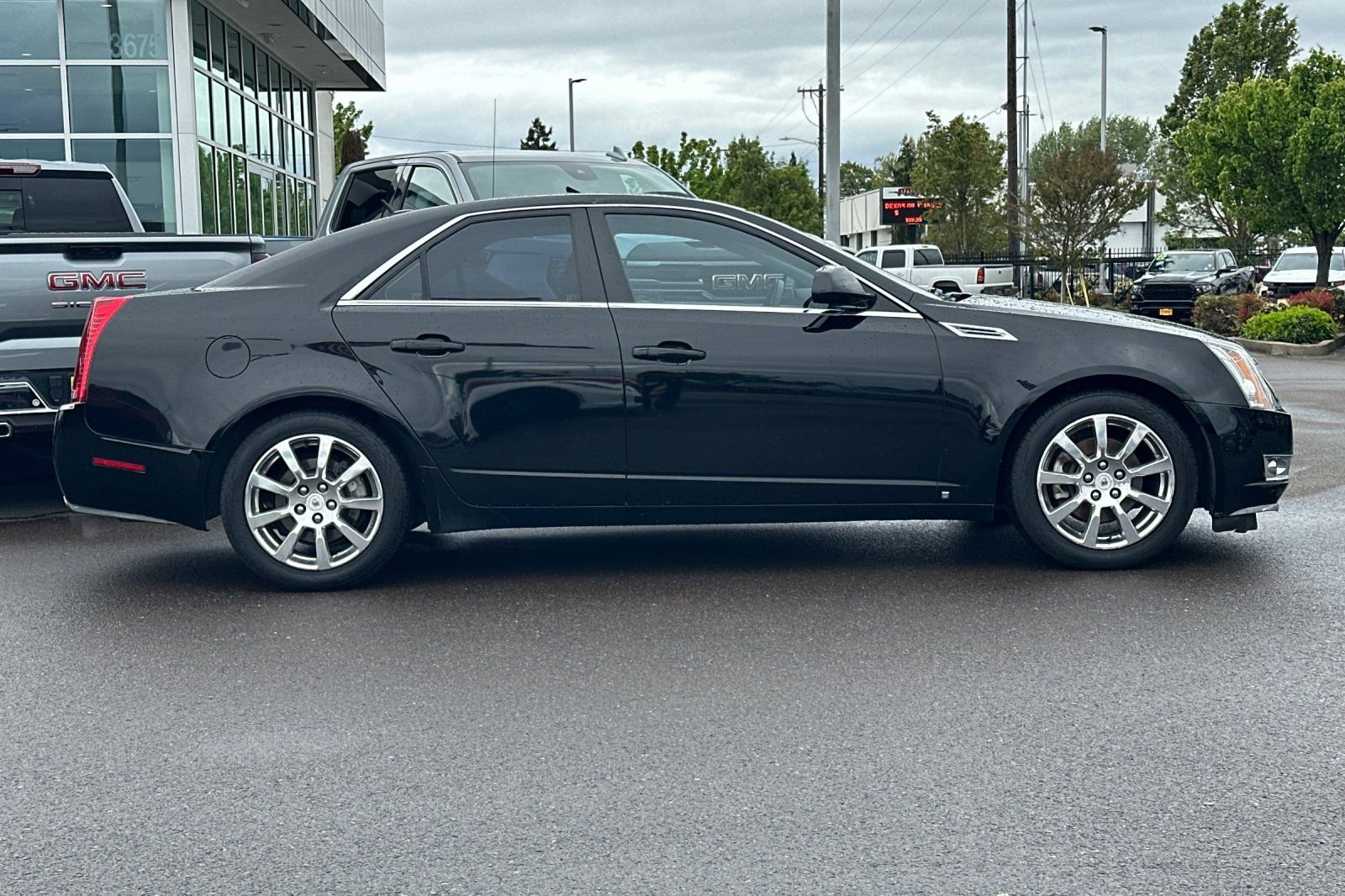 Used 2008 Cadillac CTS 3.6 w/ Luxury Level Two Package RWD image 3