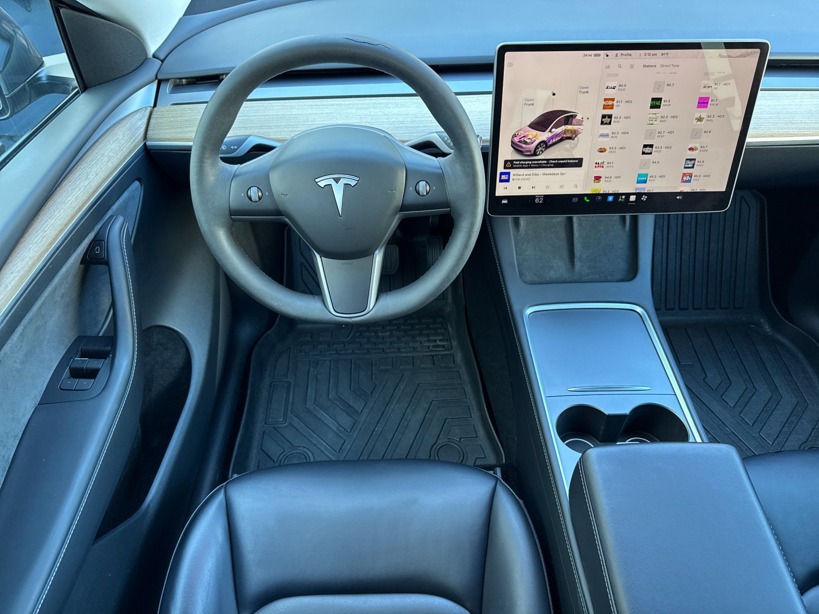 Used 2023 Tesla Model Y 2WD image 14